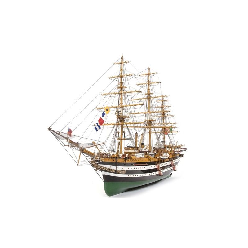 Bateau Amerigo Vespucci - Sans voiles